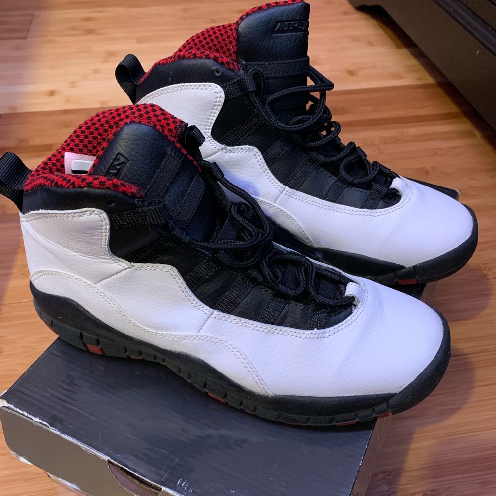 Air Jordan 10 Retro (gs) size 6.5 boys